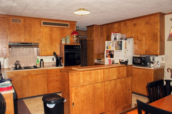 Photo - 1556 Pine St Unit 1