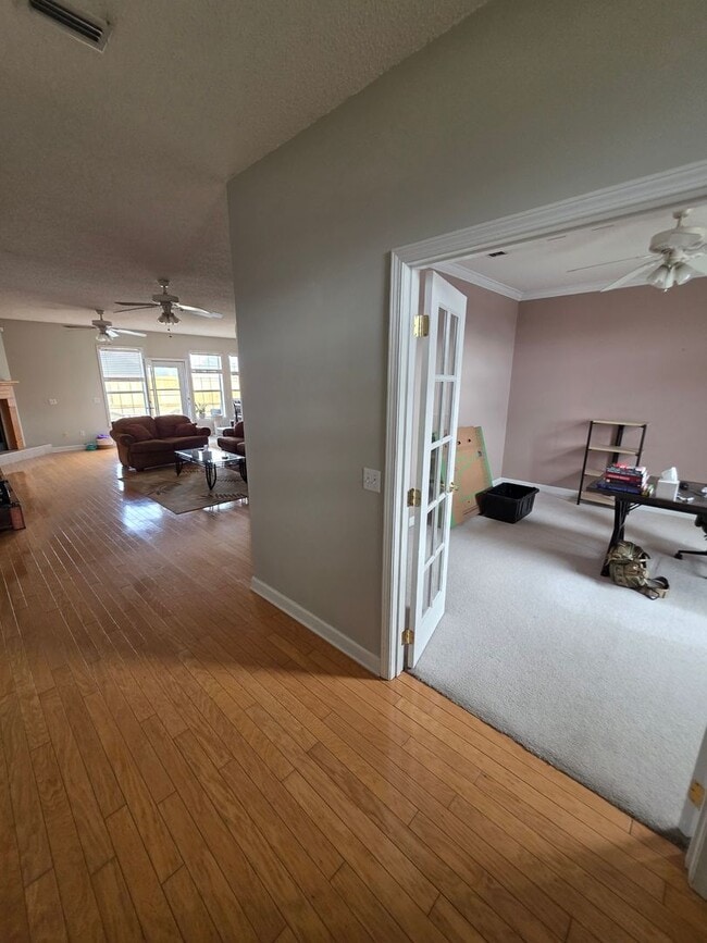 Photo - Available March! Non-Furnished Unit!