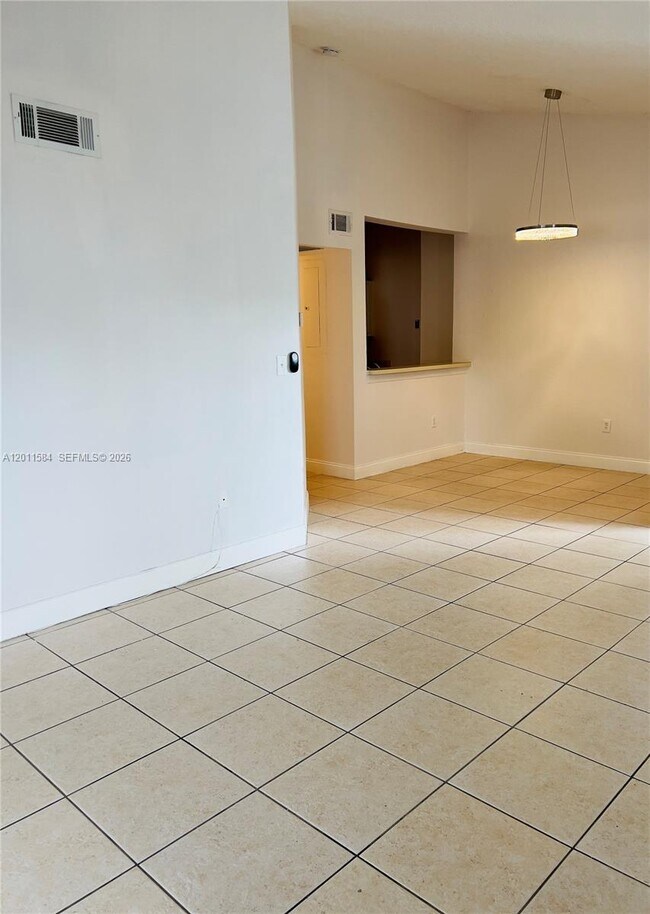 Photo - 2880 N Oakland Forest Dr Unit 214