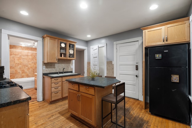 Photo - Cramer lower house