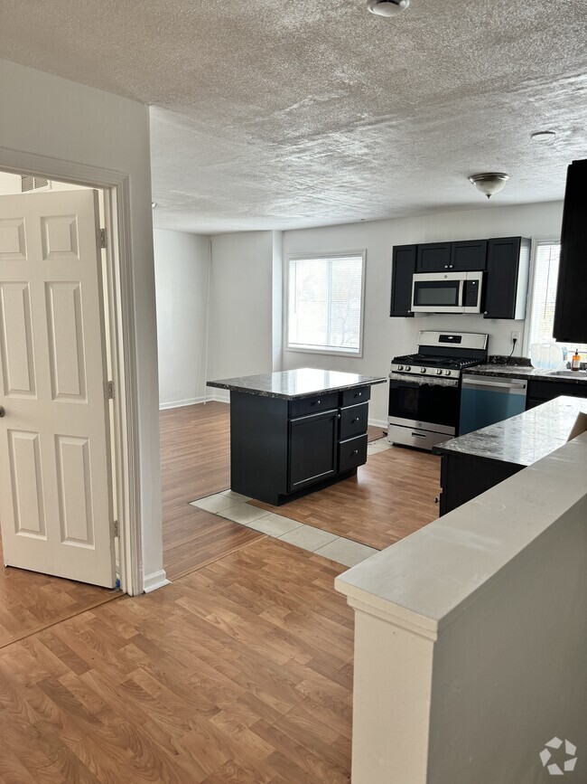 Building Photo - 816 Call St Unit Second Floor Rental