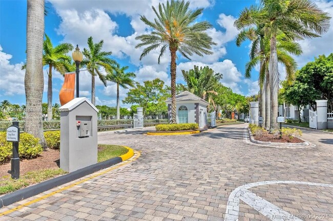 Photo - 11155 SW 5th Pl Condo Unit 108