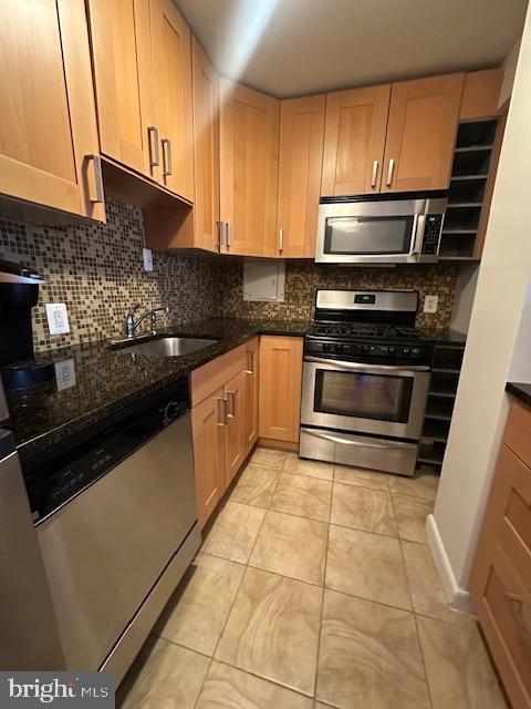Photo - 950-925 25th St NW Unidad 717