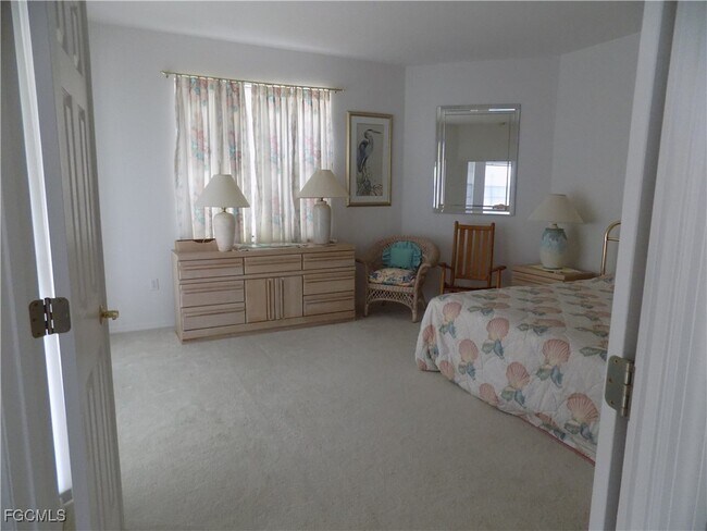 Photo - 20021 Sanibel View Cir Unidad 101