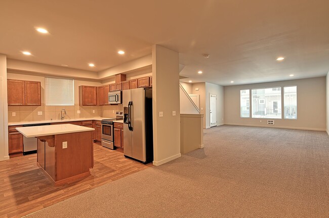 Photo - Spacious Townhome With Two Primary Ensuites