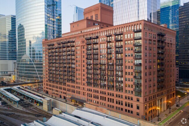 Photo - Randolph Place - Condominiums