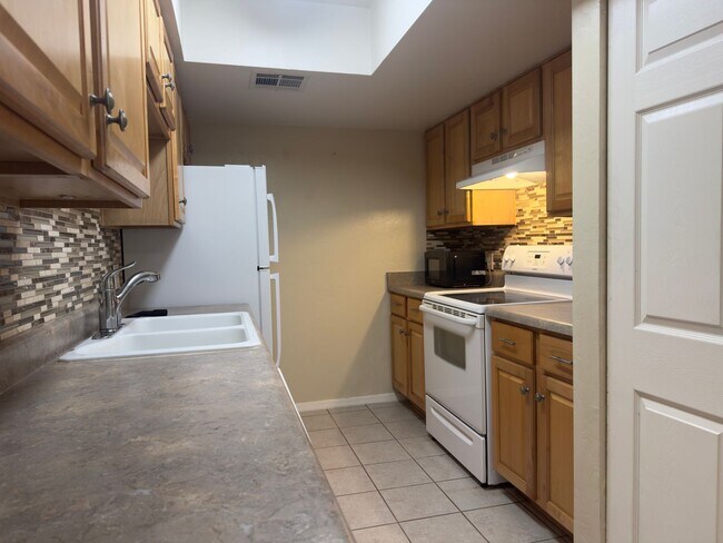 Photo - Tucson Apartment for Rent – Gated Communit... Unidad 131