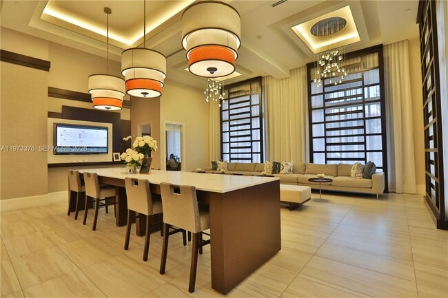 Photo - 2000 Salzedo St Unidad 513