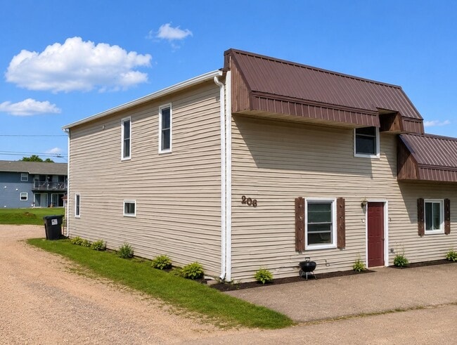 Building Photo - 206 S Pacific St Unit 1