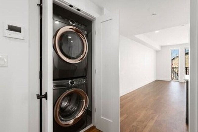 Photo - 26 Hichborn St
