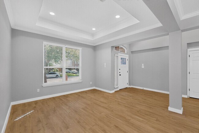 Photo - 720 Cliffmoor Dr