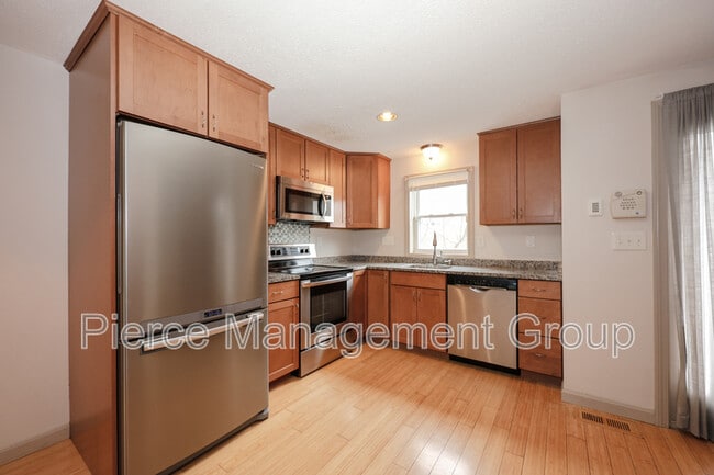 Photo - 6 Pleasant St