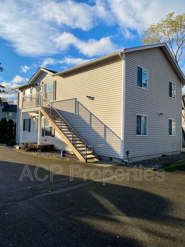 Photo - 3233 Racine St Unit #201