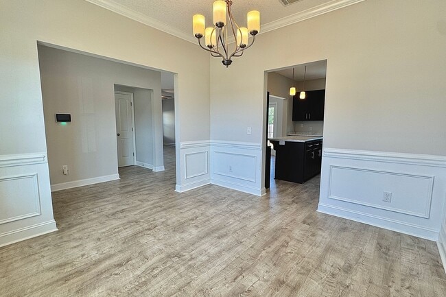 Photo - AVAILABLE EARLY DECEMBER (Small Pets Only)