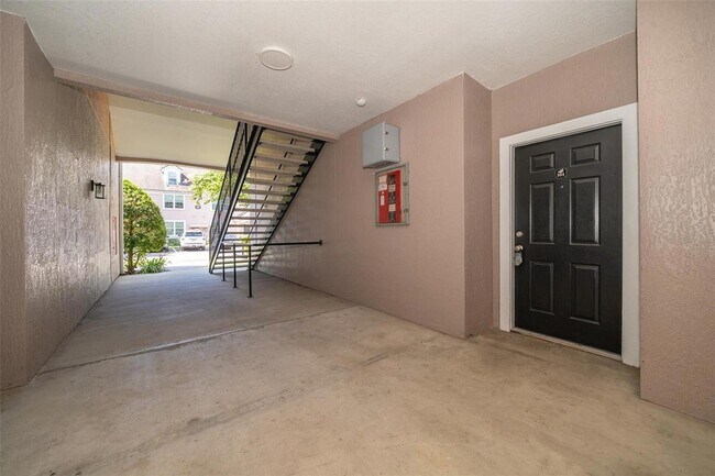 6663 Queens Borough Ave Unit 101
