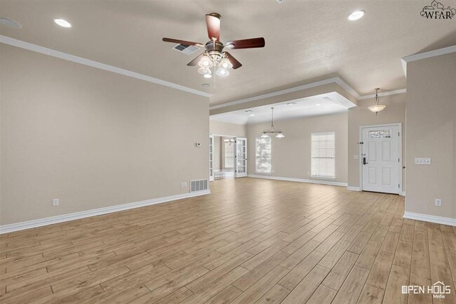 Photo - 5405 Blazing Star Ln