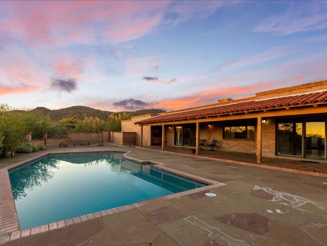 Photo - 4 bedroom 2.5 Bath