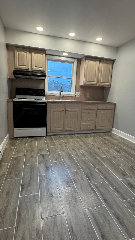 Photo - 137-139 E High St Unit 137 2nd FL