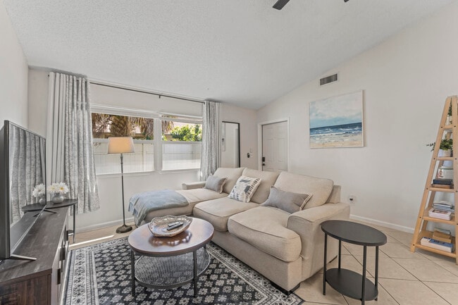 Photo - 8745 Sol Terrace