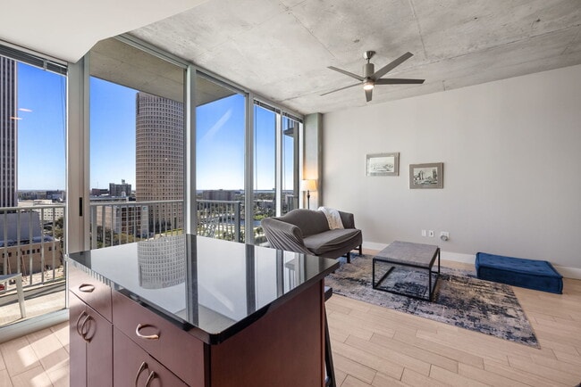 Photo - 777 N Ashley Dr