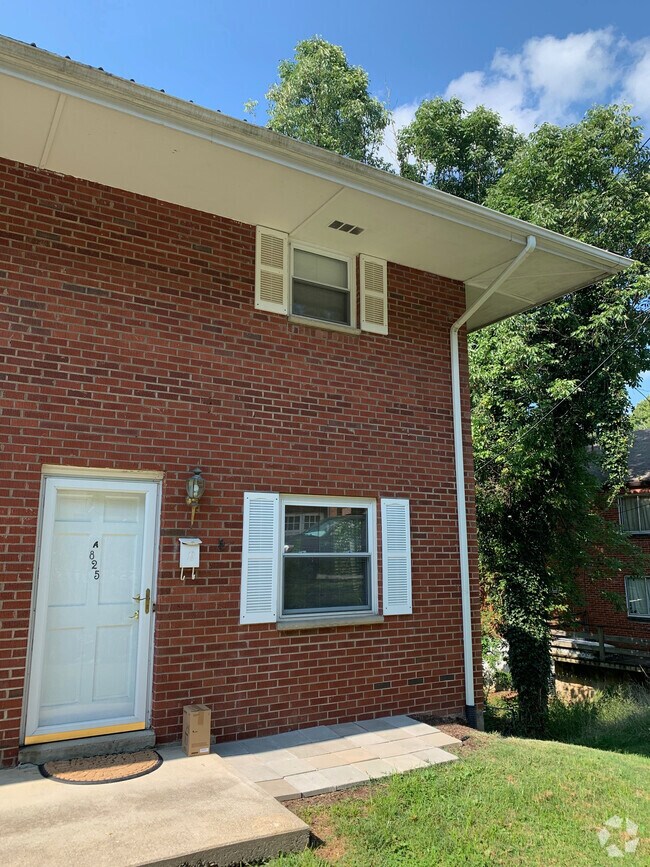 Building Photo - 825 Glendale Ave Rental