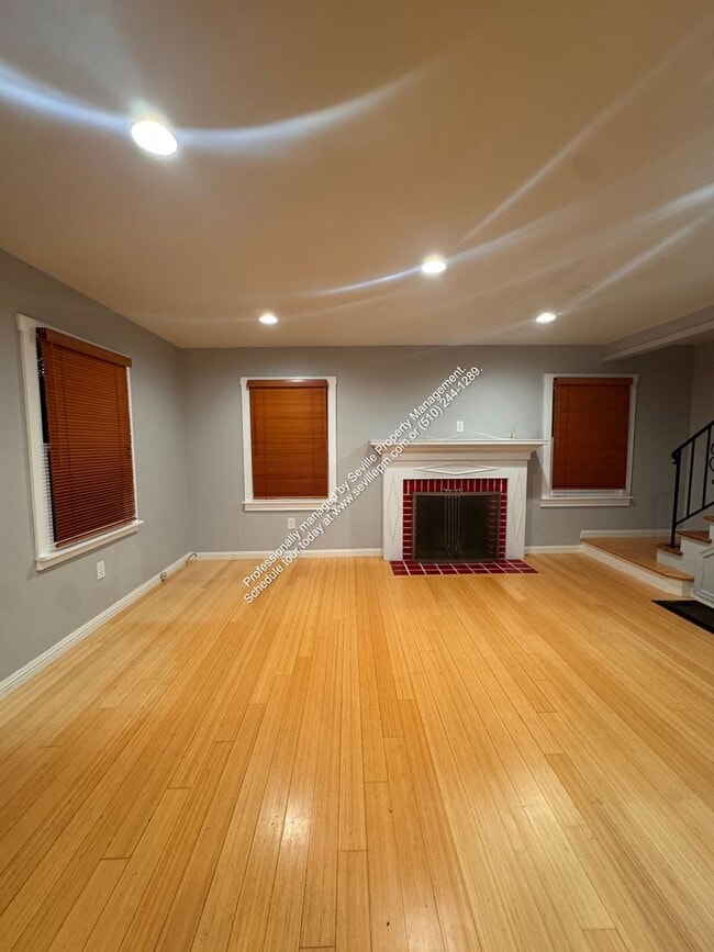 Photo - Cozy Move-In Ready 3 Bedrooms / 2 Bathroom Eastmont Hills Home