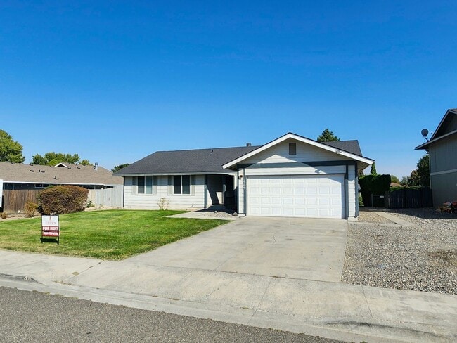 Photo - 1709 S Rainier Pl