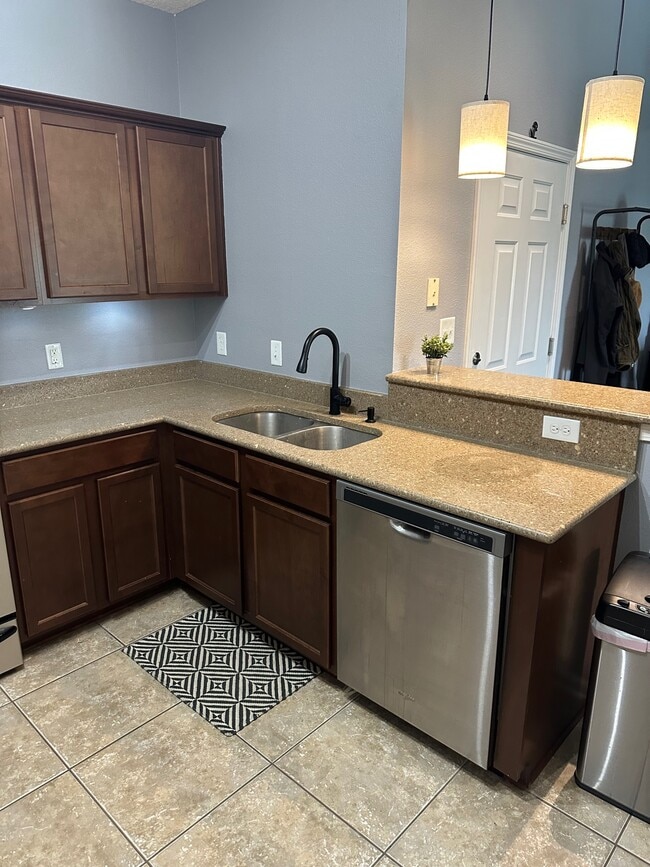 Photo - 4908 Key Lime Dr Unit 301