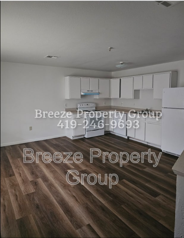 Building Photo - 332 14th St Rental