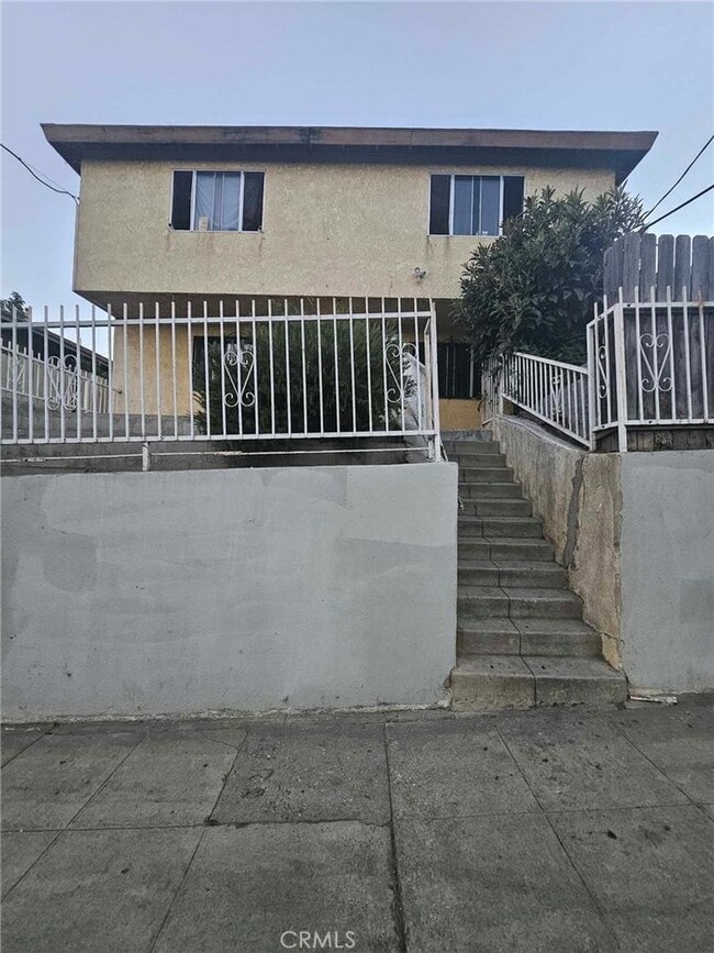 Building Photo - 2522 Alcazar St Unit D-D Rental