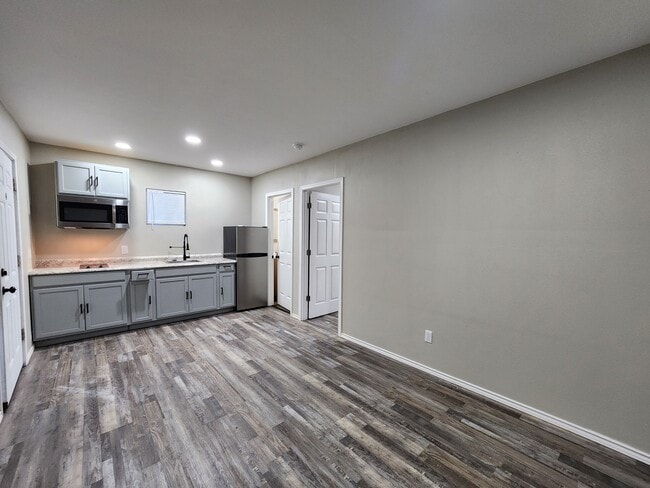 Photo - 1050 Shephard Dr