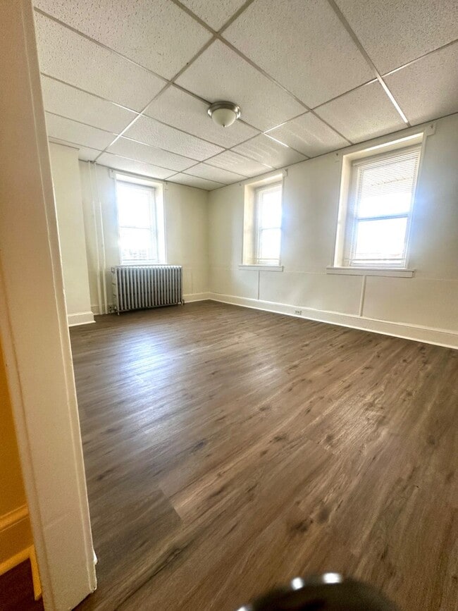 Photo - 381 W Ridge Pike