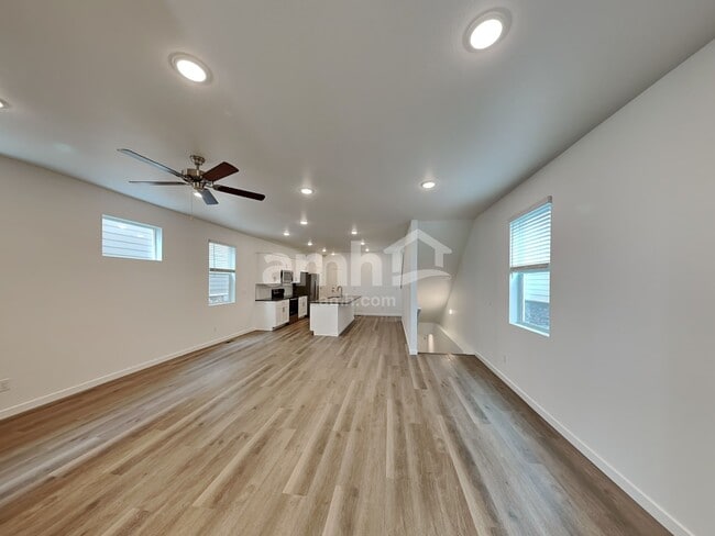 310 N Addison Way