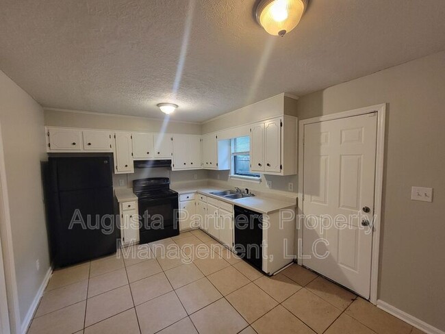Photo - 151 Chalet North CT