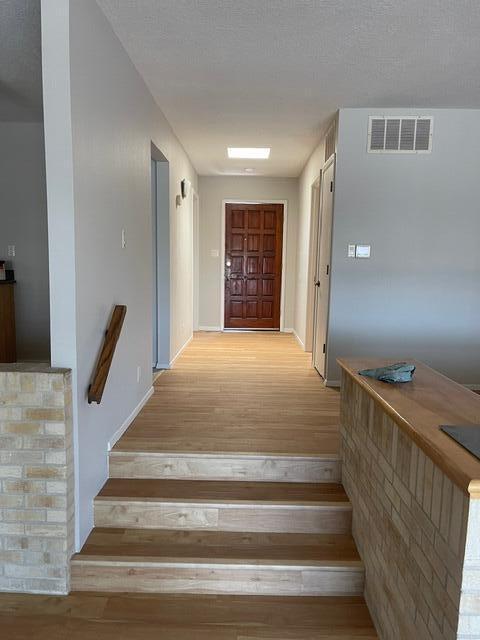 Photo - 4449 Walden Ln NE