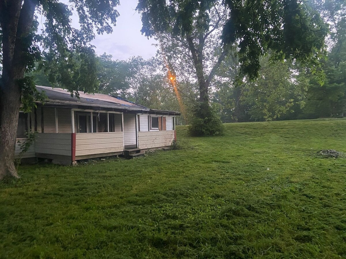 Photo - Handy Man Special! - $290 Month / $500 Down