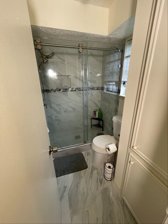 Building Photo - 1323 River Rock Dr Rental