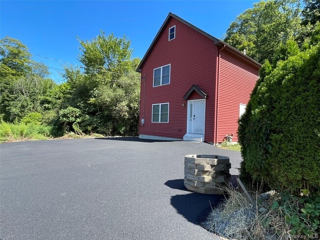 Photo - 214 Nelson Rd