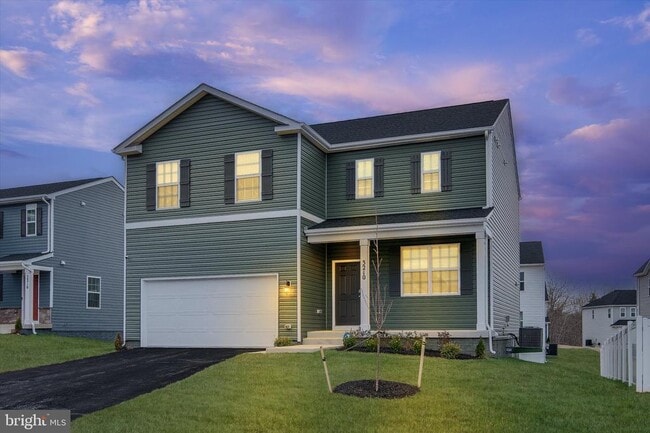 Building Photo - 3210 White Tail Dr