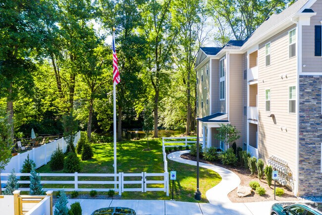 Photo - Riverview Village