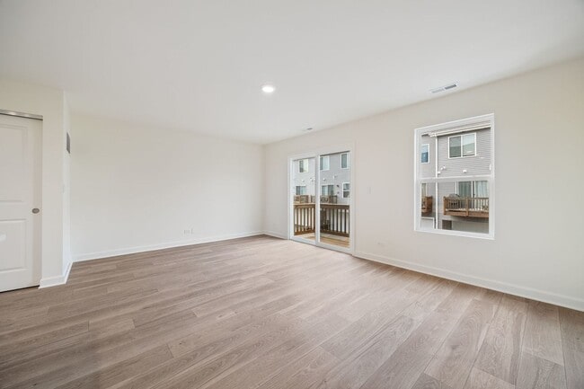 Photo - 2463 Bella Dr