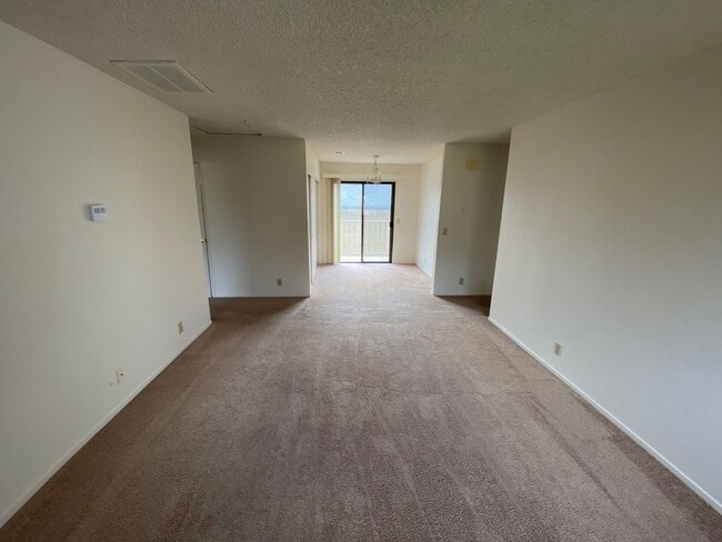 Photo - Upstairs two (2) bed / one (1) bath - South Atascadero (12) Unit 9333-12