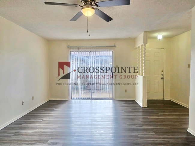 Photo - Tour Today! 3 Bedroom, 2 Bathroom Unit!