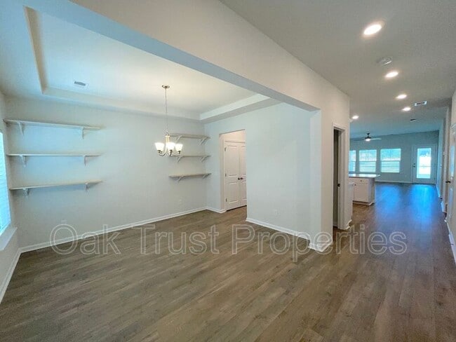 Photo - 183 Granton Edge Ln