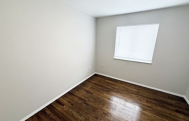 Photo - Beecher Street