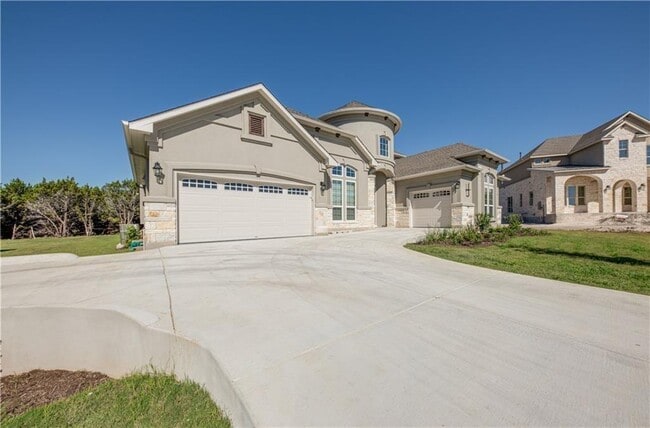Building Photo - 705 Campino Dr