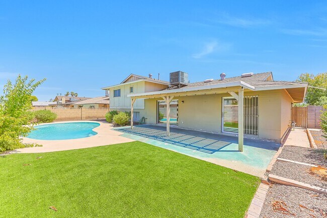 Photo - 4806 S Dorsey Ln