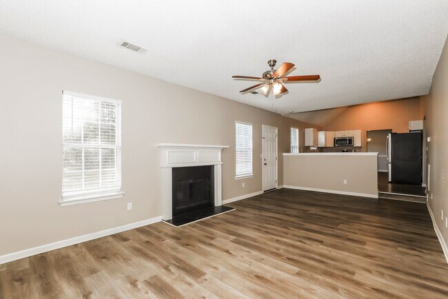 922 Tara Bend
