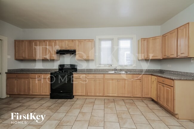 Photo - 649 Price Ave