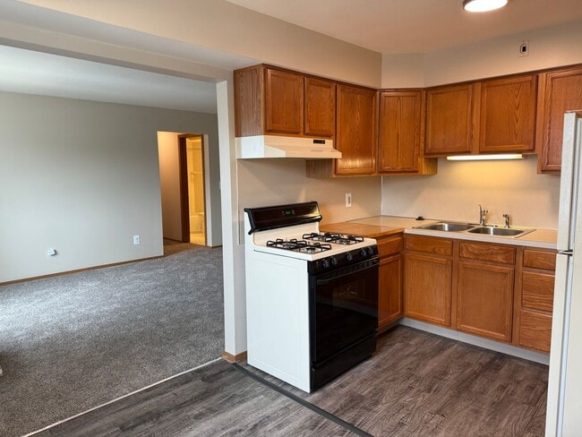 Building Photo - Indian Village Apartments 2 Bedroom/1.5 Ba... Unit IVA31